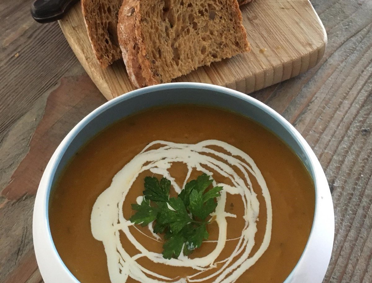 cnpnleo's tweet photo. 70% of food wasted in the UK is from our homes. Sodexo culinary ambassador David Mulcahy explains how, in the war on food waste, you can learn to love your leftovers! https://t.co/ZAaYC2KZc2 #FoodWasteActionWeek #LoveFoodHateWaste https://t.co/3lqAlzSAEj