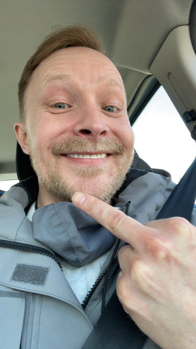 MusingsofLew's tweet image. En route to airport. This is my message for British #dentists #fuckyou