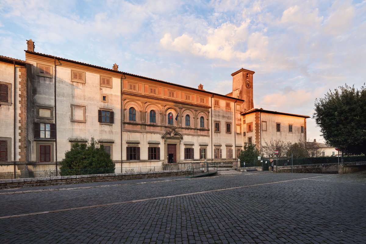 Questo per noi è un giorno speciale!
"il Palazzo di Oriolo fu cominciato a murare nel giorno di S. Josef a di 19 marzo 1578" (ASR, Fondo Santacroce, busta 718).
Sono 443! Tanti auguri a noi e auguri a tutti i papà!
<a href="/museitaliani/">museitaliani</a> <a href="/MuseiCaprera/">Musei Garibaldini di Caprera</a> <a href="/MuseoArcheoVene/">MuseoArcheoVenezia</a> 
#festadelpapà