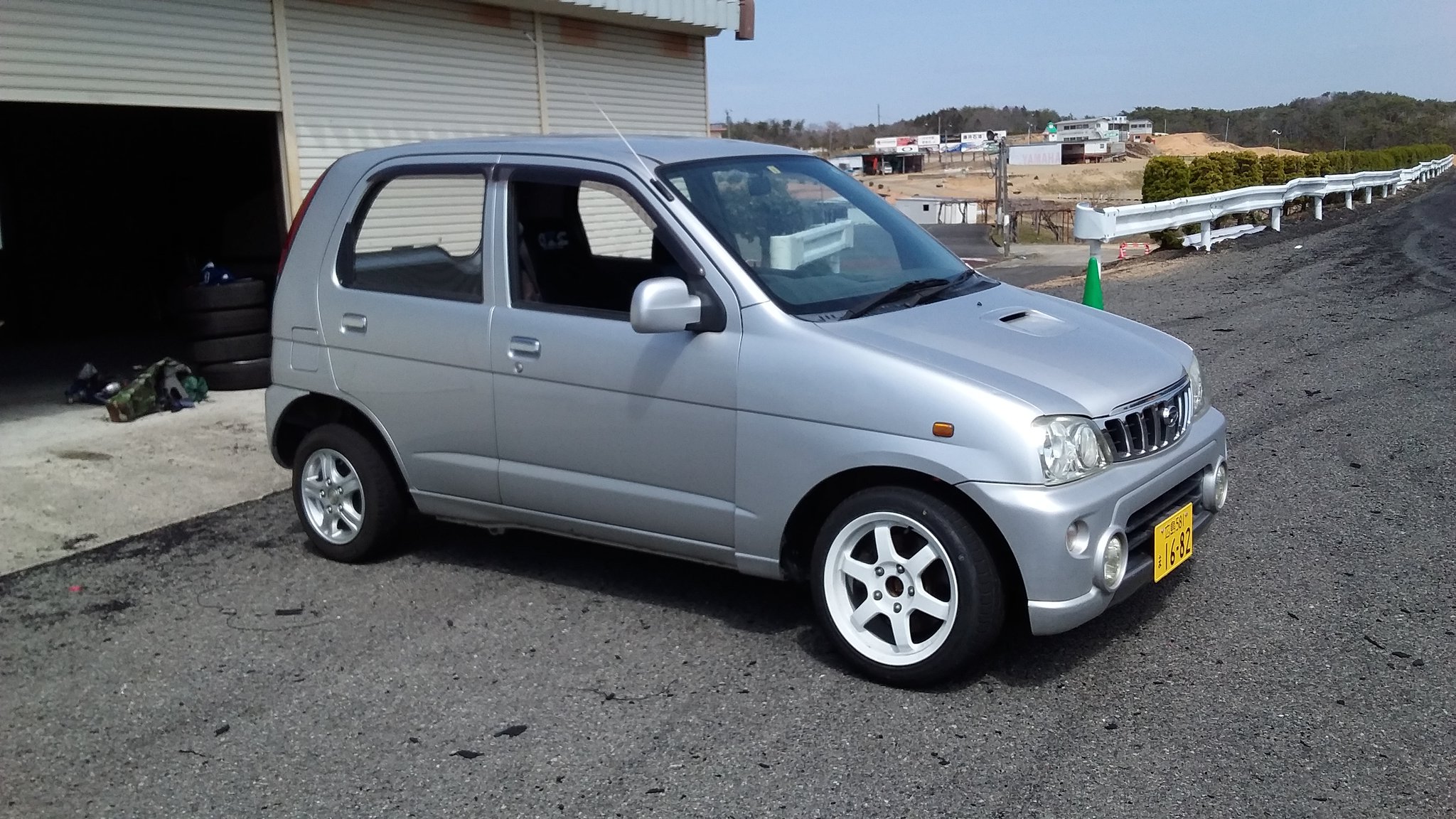 車種テリオスキッドテリオスキッド　車高調