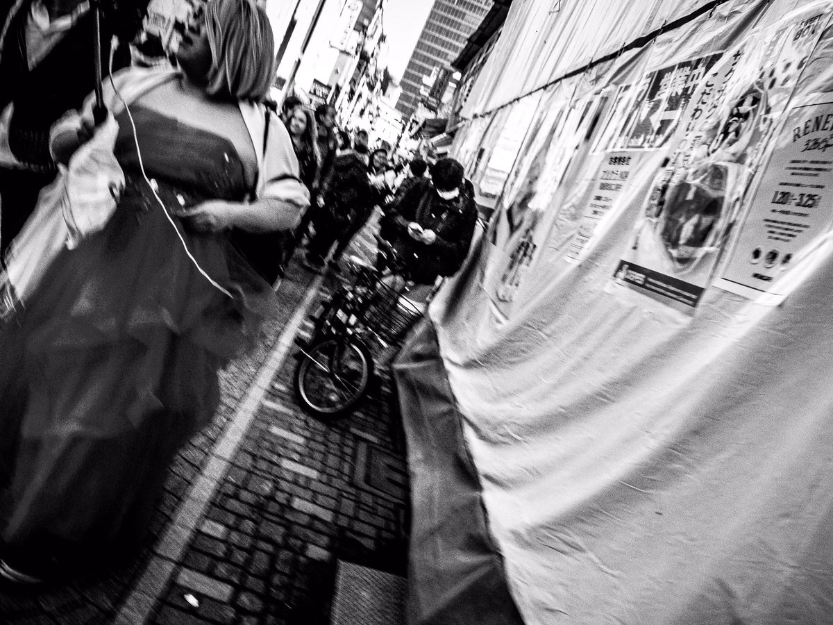 mana_street's tweet photo. 原宿ストリート。
#streetphotography
#streetsnap
#streetphotographer
#documentstyle https://t.co/Z0nYrDJP2q