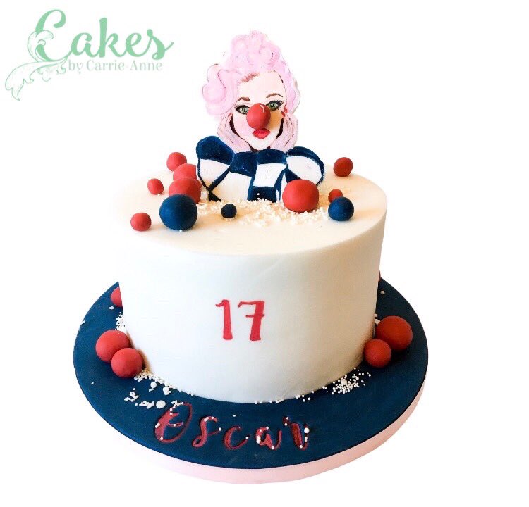 cakes_carrie's tweet photo. Busy busy week and @katyperry herself liked my latest cake over on the birthday boy’s feed! Not gonna lie! I’m pretty damn chuffed 🥰❤️ #Katyperry #vegancakes #handpaintedcake #katyperrybirthdaycake https://t.co/Ix47Y9tyyo