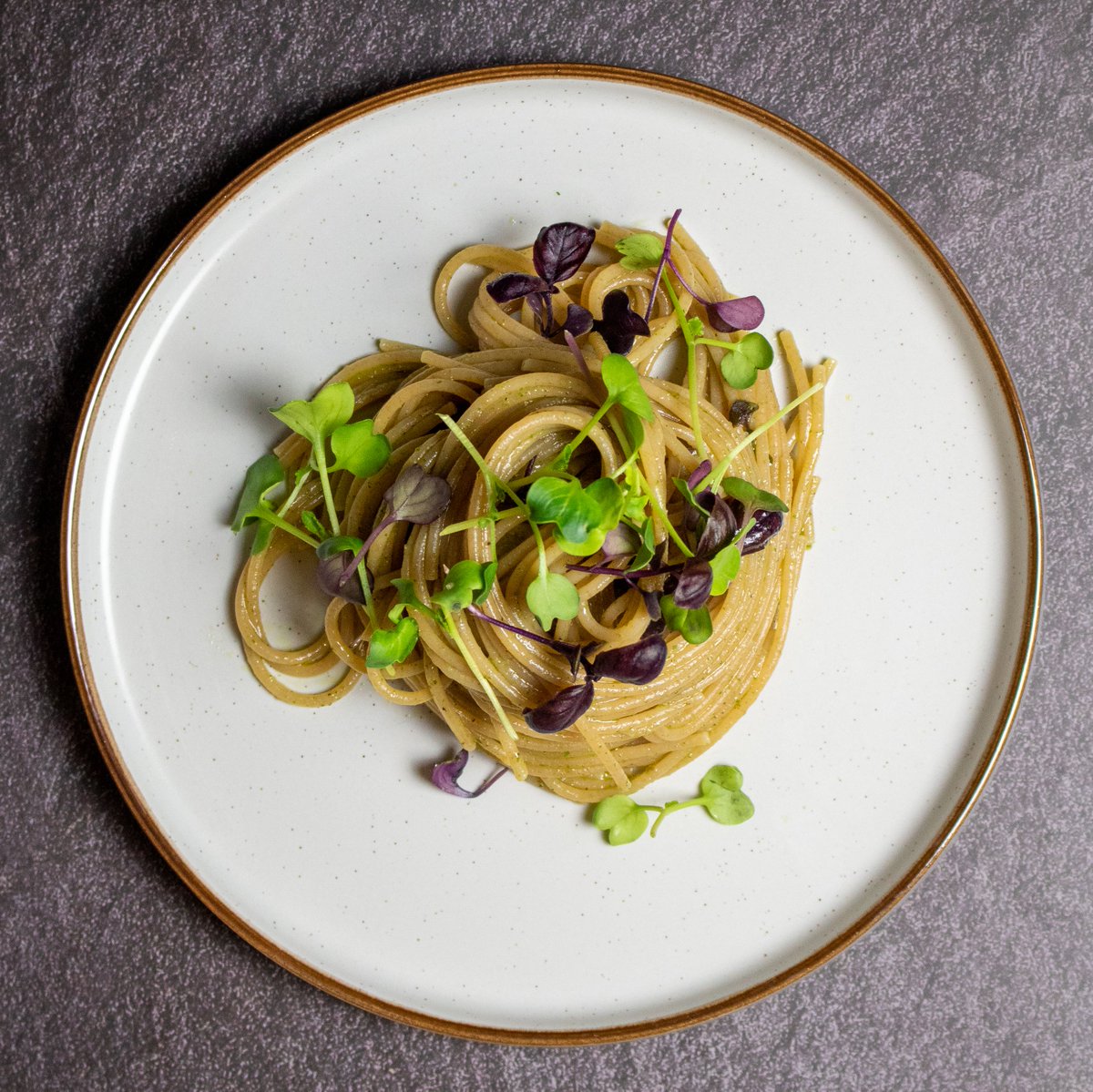 Wholemeal pasta, with a healthy twist!

#food #health #wellness #recipes #ingredients #london #shoplocal #verticalfarming #sustainability #eatwell #chefs