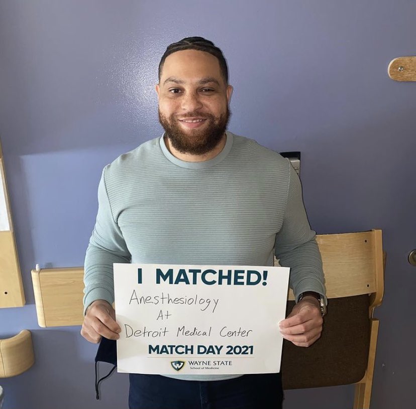 themediques's tweet image. Congrats to Dr. @stjoe29  who matched in the world of anesthesiology. He will be taking his talents to his hometown of Detroit. ROO TO THE PHI CHAPTER Ques! This brother has persevered and is now at the mountaintop. Let’s show him love! #mediquesmatchday2021