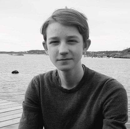 Idag skriver <a href="/AxelSagert/">Axel Hulthen Sagert</a> om de föreslagna vaccinpassen och de liberala dilemman som de medför. 

Utmärkt helgläsning!

liberalakuriren.se/?p=444