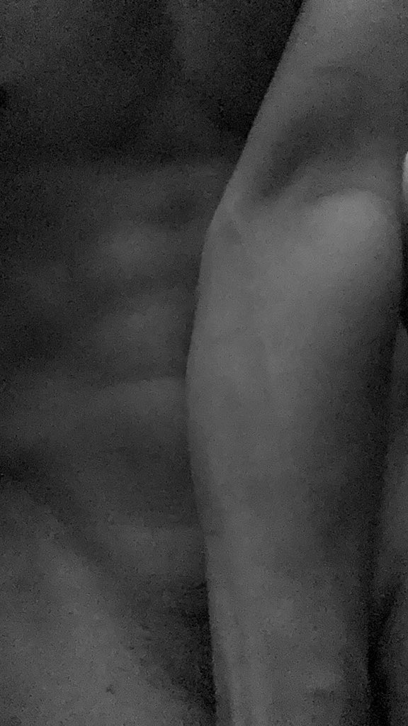 Stranger4667's tweet image. เท่าแขนเลยนะ👀 เหงาๆ #เงี่ยน #fwb #fwbกทม #fwbกรุงเทพ #เรียลหญิง #เรียลชาย #imgforลั่น