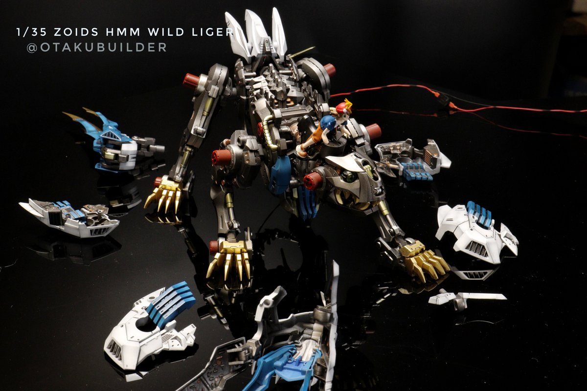 Otaku_Builder's tweet photo. ZOIDS 1/35 HMM Wild Liger ! Big thank you to @evan_designs_leds for supplying me there awesome leds light🦊💙 #kotobukiya #zoids #custompaint #ligerzero #wildliger https://t.co/5t5mYMyoGG