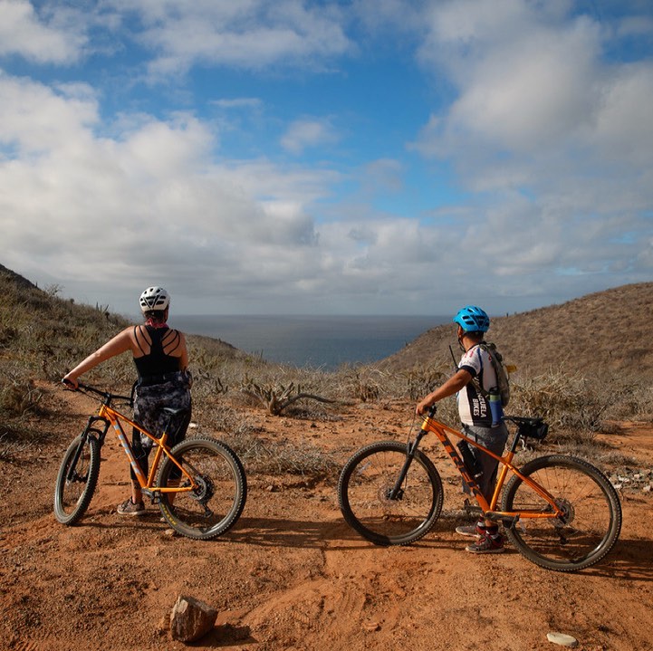 Experience an incredible day of exploring Todos Santos by bike with one of our experienced guides. 

You'll get to choose your own bike and equipment perfectly suited to your needs before embarking on a rewarding tour through some of the regions most picturesque settings.