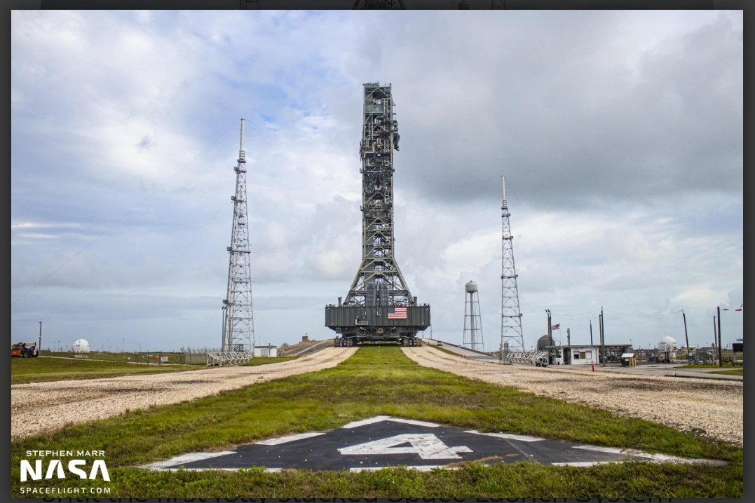 RealPatrickDaly's tweet photo. See you soon ML-1 ! Keep LC-39B warm for us will you? @NASAKennedy #GreenRunComplete #TestingPassed #SLS #BoeingSpace #NASA #Moon #Mars https://t.co/RcfyvD8ZVF