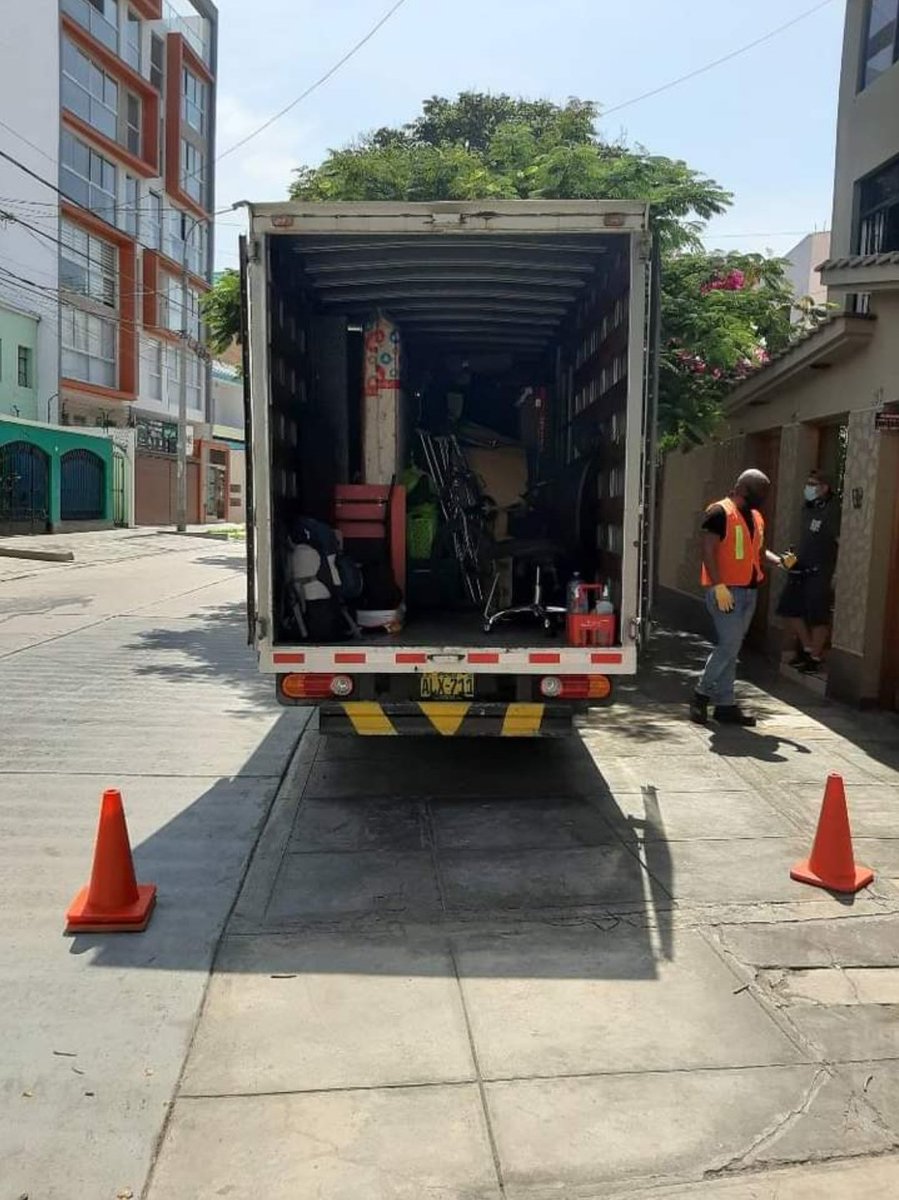 cargaamerica's tweet photo. Brindamos Servicio De Mudanza A Cualquier Distrito De Lima Incluso A Diferentes Provincias Del Perú. Atendemos Las 24 Horas Del Día Los 365 Días Del Año.

Para Más Información👇
📲953108446-997051084 WhatsApp #fletes #ventadeinmuebleslima #peruinmueble #buscocasas #alquiler #lima https://t.co/RoZgFNcJBL