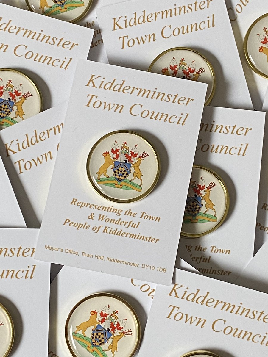 CivicRobes's tweet photo. We hope #Kidderminster love their bespoke pin badges as much as we do. The backing card has an old image of @Kiddy_Town_Hall on the back 😍

#KidderminsterCouncil #TownCrest #PinBadge #Bespoke #Badges https://t.co/DLq8OzmbQc