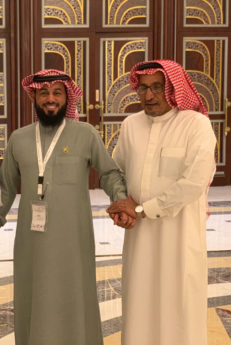 Fairs_1982's tweet photo. الله يغفر له ويتجاوز عنه 
ويحلله ويبيحه 
رجل ماشفنا منه الا كل علم غانم 
فقدنا اخ كبير وصديق ناصح
فقدنا معرفة وعلم وتواضع 
رحمة الله عليك ياعم جميل https://t.co/Ns6kbaB5rW