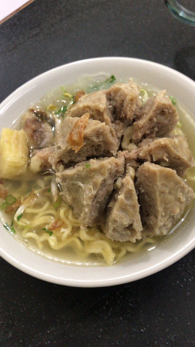 haNesSembiring's tweet photo. Bisa mengusir roh jahat nih 😂😂😂 https://t.co/JBfOb5D63u