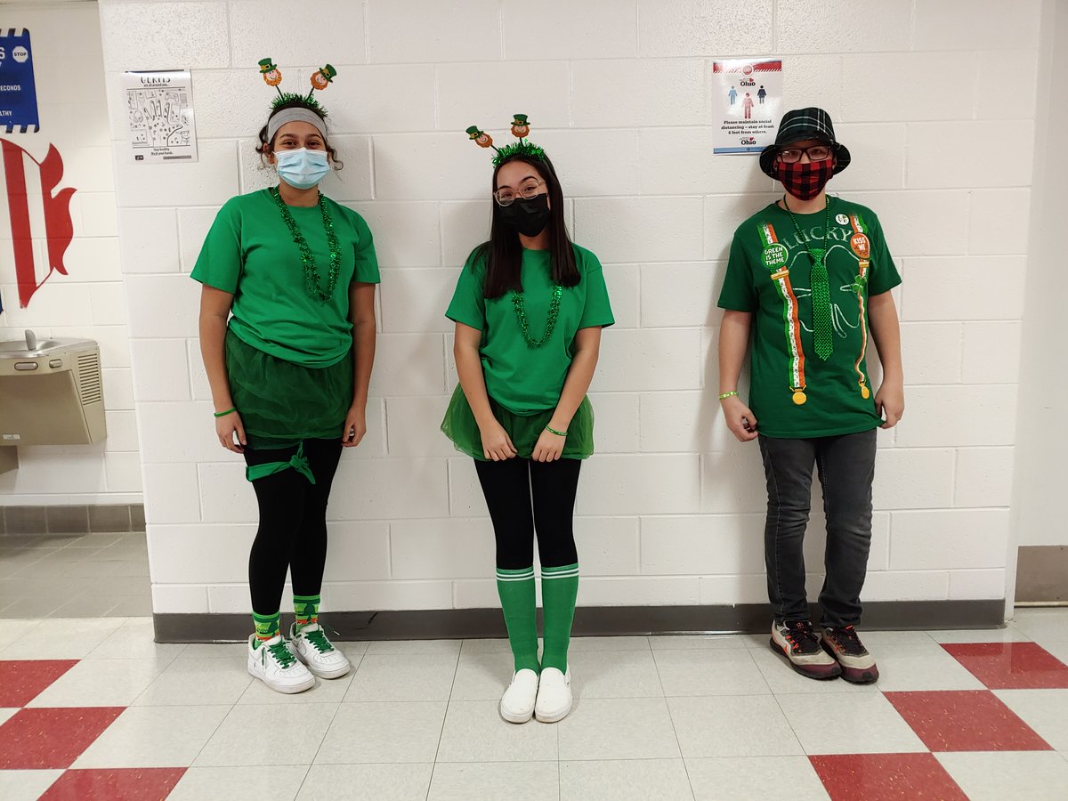 ZMSDevils's tweet photo. ZMS Student Council sponsored a “green out” day for school spirit. The winners received gift cards to Raising Canes. https://t.co/Rb52zCUV6J