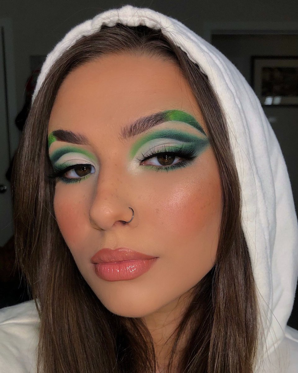 megan hutchinson tweet media