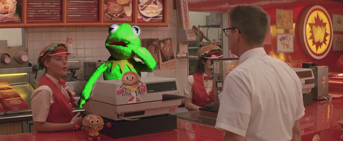 KermutCrackpaud's tweet image. Kermüt commence à regretter pas mal d&apos;avoir accepté de remplacé son pote au poste de manager d&apos;un fast-food...