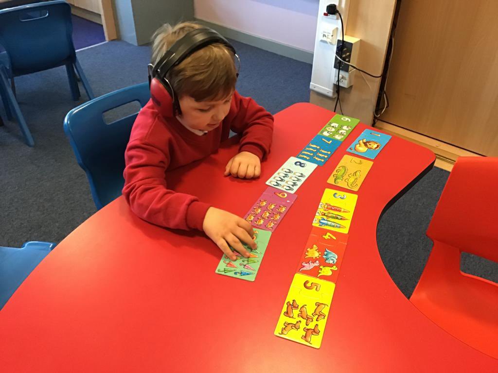 AultmoreParkPri's tweet image. Class 1 have been learning to develop their number and counting skills 🔢💪 #learning #developingunderstanding