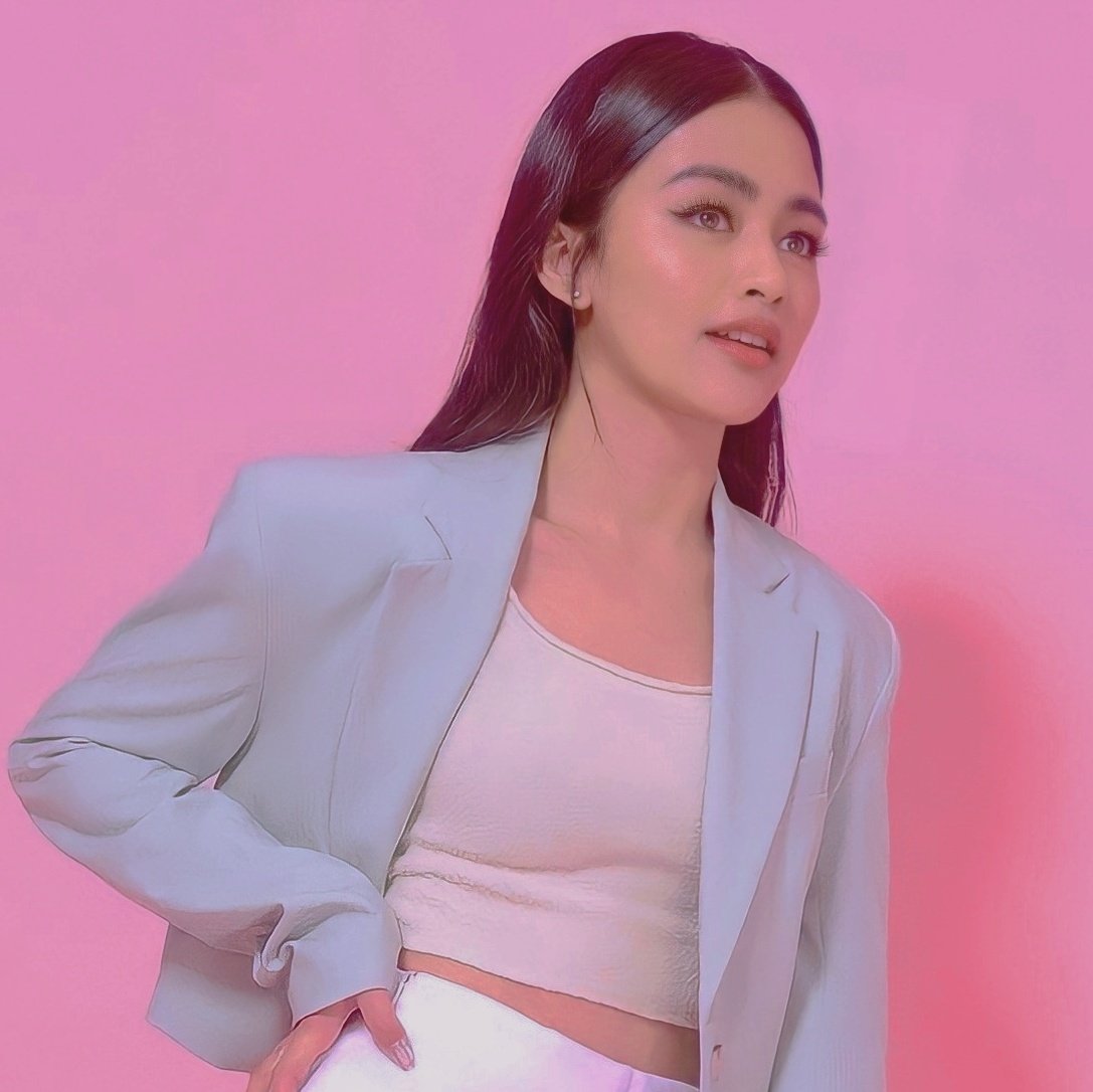 qtvivvv's tweet photo. grabe ka na po miss vivoree!!!!! ang ganda mooooo ~~ 😳 @vivoree https://t.co/KYU6P2uOkH