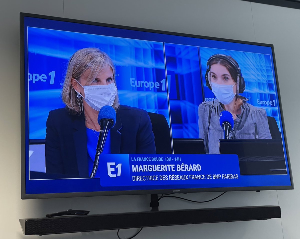 « 90% des virements se font en autonomie mais pour des moments de vie nos clients sont demandeurs d’une relation humaine, avec empathie» @m_berard directrice des réseaux France de <a href="/BNPParibas/">BNP Paribas Group</a> sur <a href="/Europe1/">Europe 1</a> au 🎙 de <a href="/EAssayag/">Elisabeth Assayag</a> et <a href="/EmmanuelDuteil/">Emmanuel Duteil</a>
