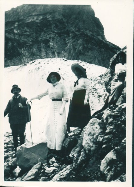 Yesterday the Curtis Archives was thrilled to receive previously unseen photographs of violinist Efrem Zimbalist and his first wife, soprano Alma Gluck.  Here Gluck and a companion are seen climbing in the Alps, fully undeterred by the restrictive dress of the time!