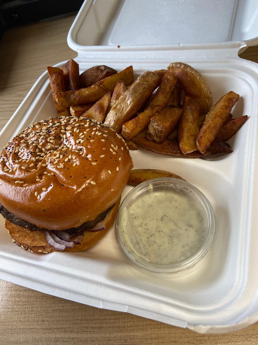<a href="/OxfordRoadCafe/">Oxford Road Cafe</a> fab lamb burger for my other half today, made me very jealous! 👍

#altrincham