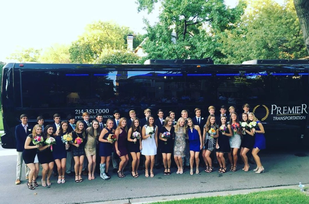 premierofdallas's tweet image. Make your prom memorable as you travel in comfort, style and safety with your friends! #prom #prombus