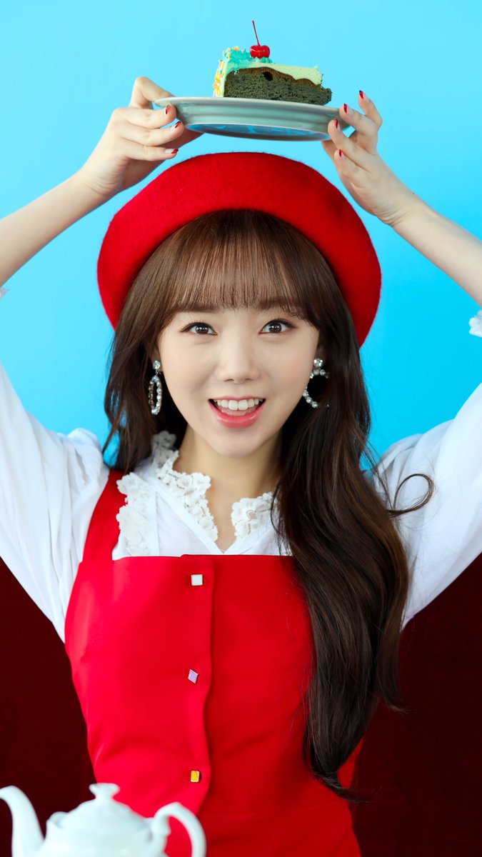LovelyzUpdates8's tweet photo. [HAPPY KEI DAY]

생일 축하해요 케이
#꽃이피어난계절_케이절
Happy birthday to our beautiful hardworking flower Kei!!
#HappyFlowerKeiDay https://t.co/2wmRR3h35q