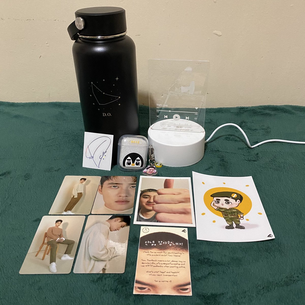 peachwanda's tweet photo. These beauties arrived today π₯° So so pretty! π€ addtl tumbler and decoration to my room. Thank you so much! π @projectdks_afs @aquaforceshop
#AFSFeedback
#DohKyungsoo #DO https://t.co/YtEjIPTzO8