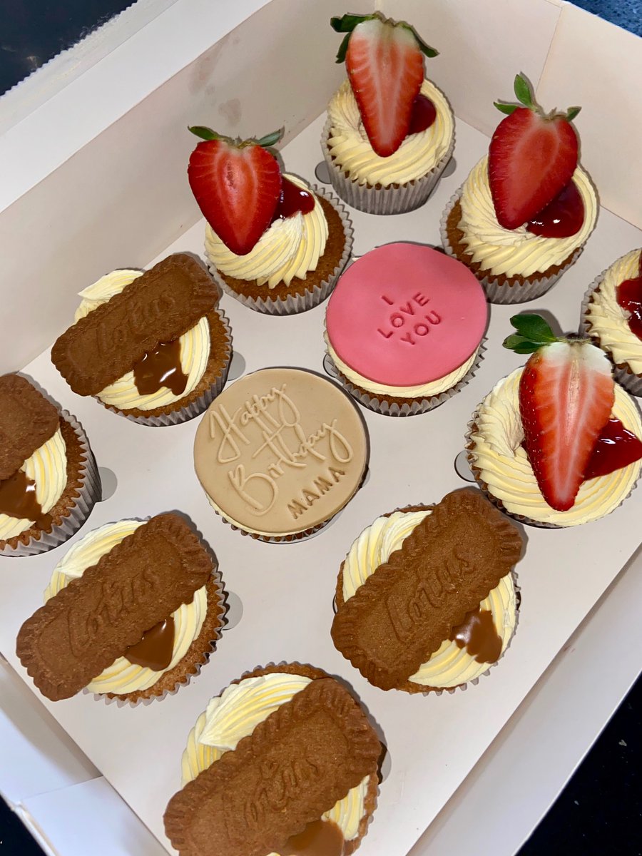 shamlildesserts's tweet photo. cupcakes for daaaayyysss //@shamslittledesserts on insta https://t.co/vSL5JRgqiM