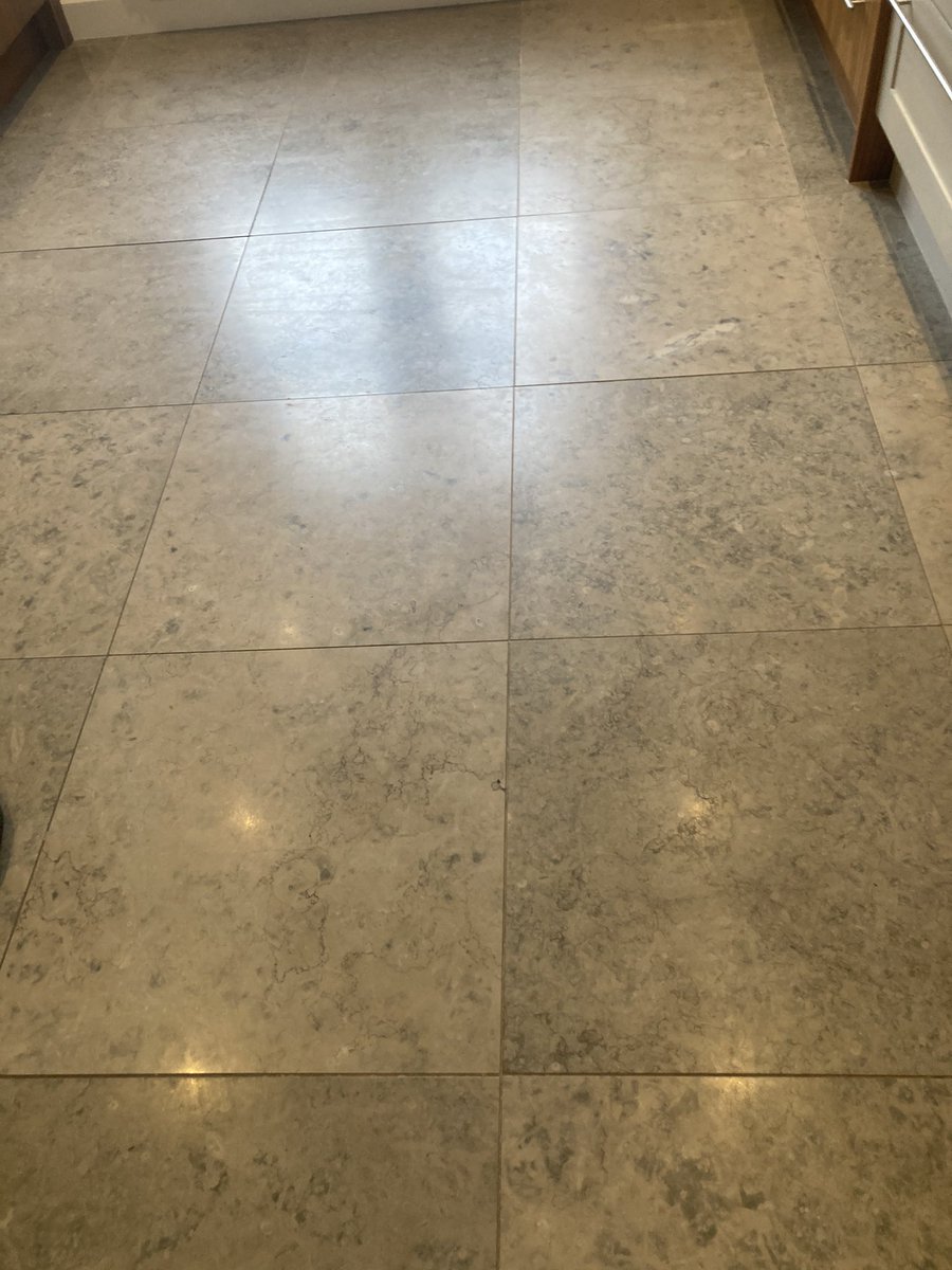 ExecutiveCarpet's tweet photo. Diamond polishing this kitchen floor in Cardiff https://t.co/IRF8dzmmId