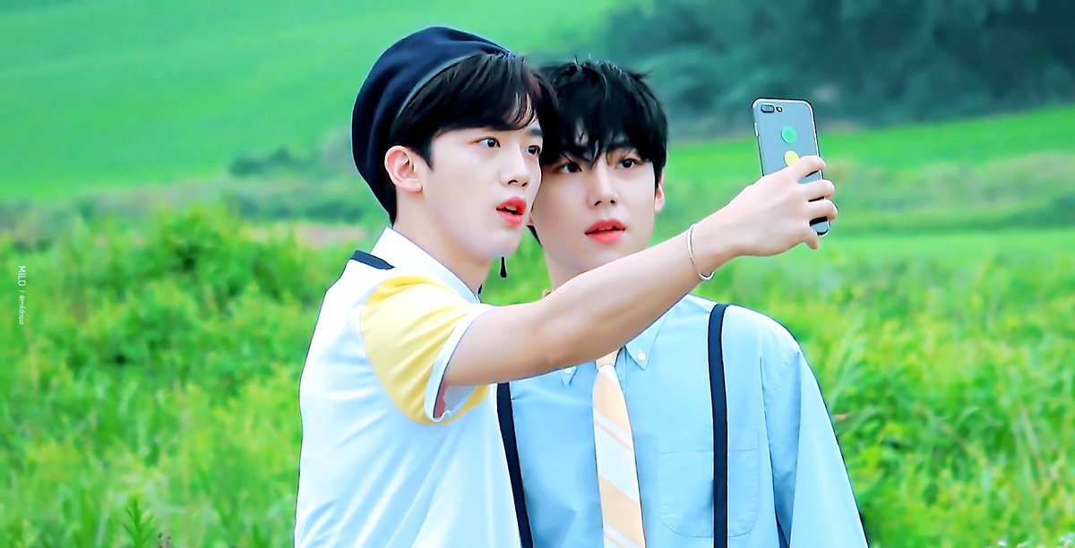 yeyowhasup_'s tweet photo. yohan with his precious dongsaeng❤❤ https://t.co/uG7RdOWbiS