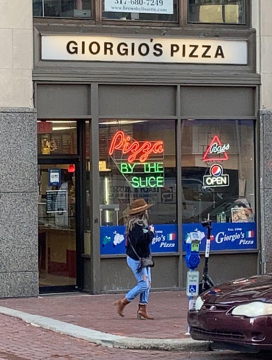 grantboone's tweet photo. @GeorgeDunham @junior_miller @gordonkeith Musers well represented in downtown Indy. #P1zza https://t.co/QxN2g8jsBh