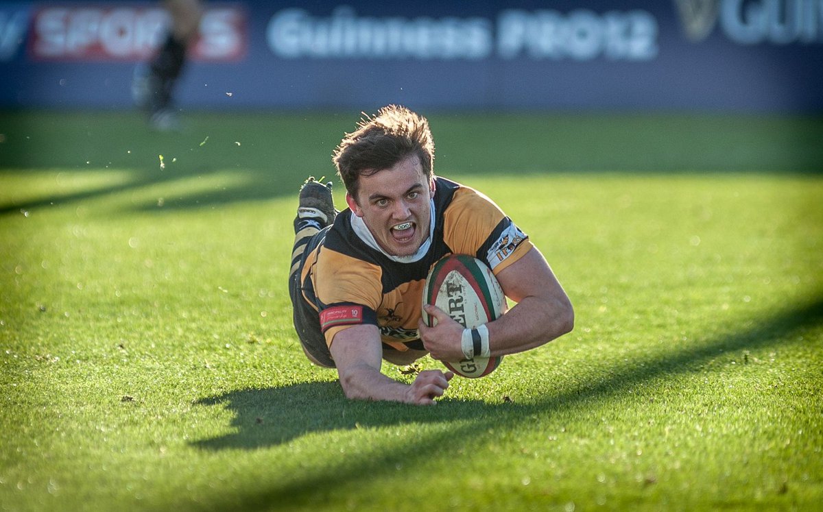 Sliding into 'le weekend' like <a href="/owendavies9/">Owen Davies</a> #cotp