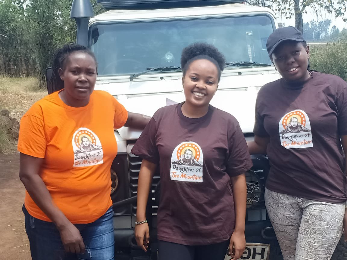 Today the Daughters of the Mountain took their Empowerement Drive to Juja Constituency to sensitive women on the importance of unity and supporting one of their own in the Juja Jubilee by-elections happening tommorrow. #SusanWakapee4Juja
#DaughtersOfTheMountain