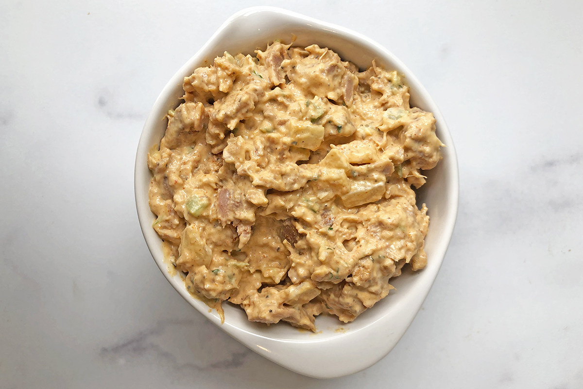 TasteBuzz's tweet photo. ⭐ Curried Chicken Salad & Blackened Tuna Salad are back! ⭐ Enjoy each as a simply splendid side, or get creative by adding them to a sandwich, salad or wrap. How will you enjoy these flavorful favorites? #tastethegoodlife #curriedchicken #blackenedtuna #specialtyfood #craftmade https://t.co/crG4pVMVME
