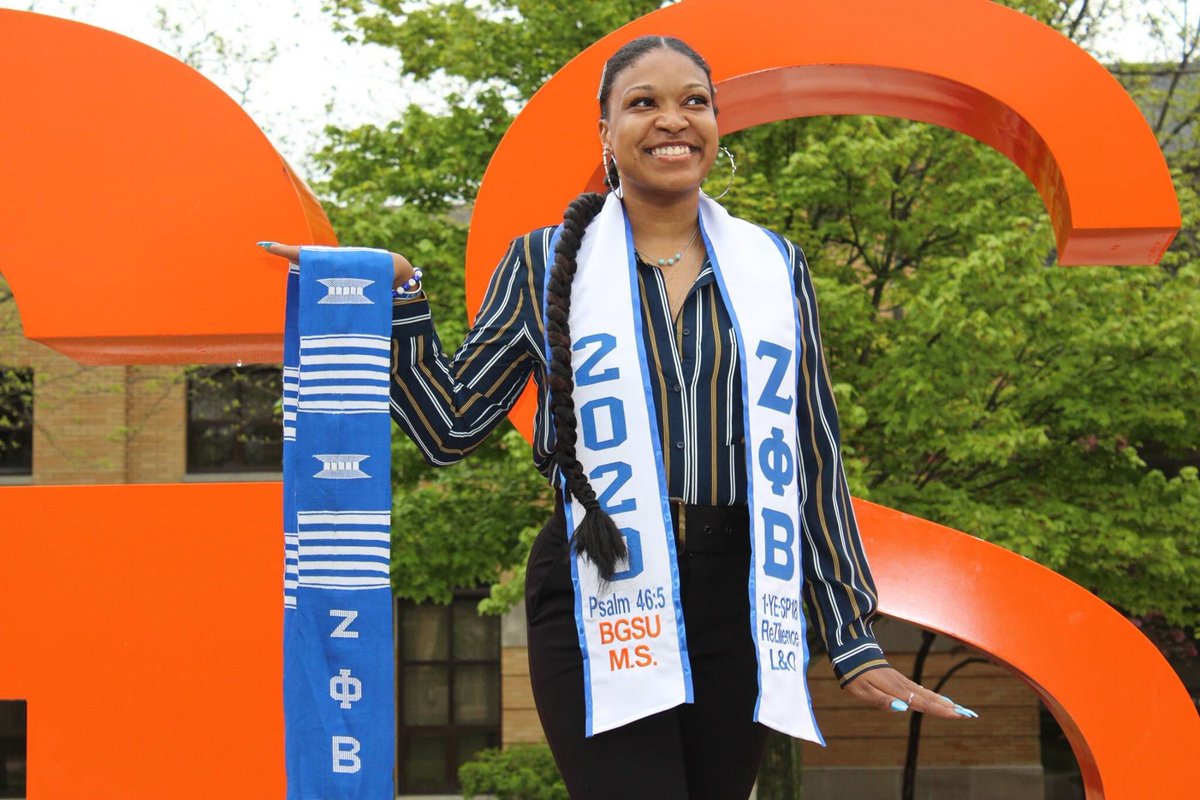 gr8testsurvivor's tweet photo. Happy Birthday baby girl! Love you to the moon and back. 💙💙💙💙💙😘 @RemznotRemi__  #TurnUpQueen #ItsRemznotRims #FinerWomenCelebrate #BabyGirl #FlyGirl #LittleSis https://t.co/fEx3GkjJco