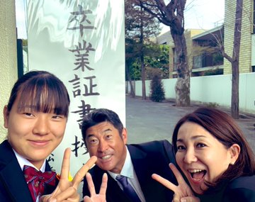 石井琢朗コーチの嫁と娘は 次女は天才スポーツ選手