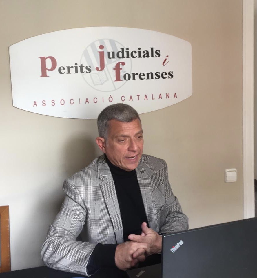 INFOPERITS's tweet photo. Èxit en el webinar sobre habilitats comunicatives organitzat avui des de la nostra associació x a #perits i dirigit x https://t.co/5dEgwPt9wU. Gràcies a tots i a totes! #peritos #tribunales #abogados #abogado https://t.co/Bug4s11pbQ