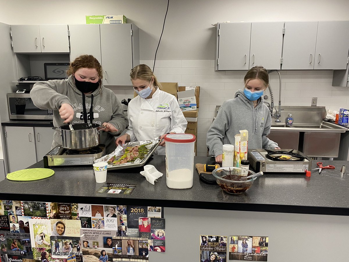 WsdCte's tweet photo. Weber High School’s yummy food! #CTE https://t.co/KlmC48SuCK