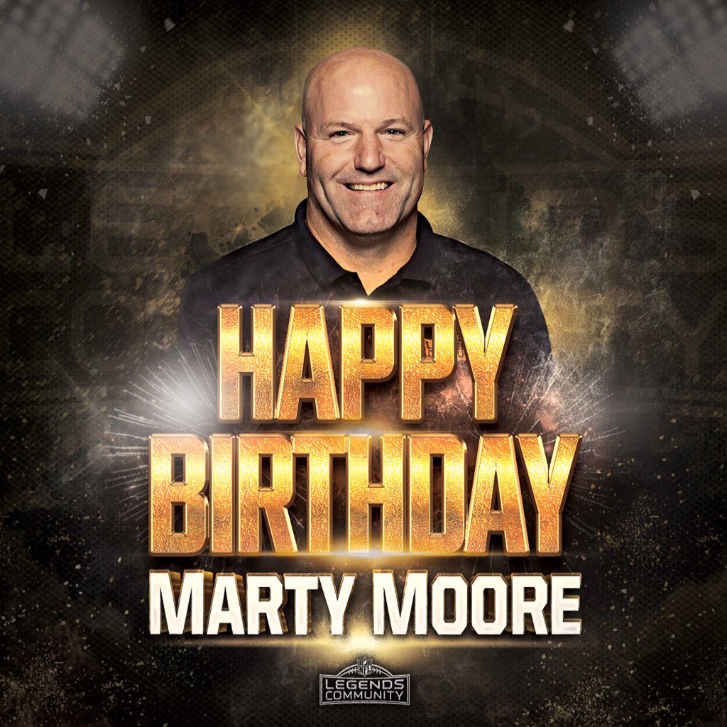 HBD to Legends Community Coordinator, Marty Moore! 🎈
