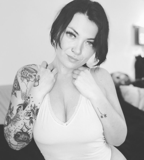 Feeling spicy this morning. Come and have some fun with me 🤤  https://t.co/ThaRO1LHEM https://t.co/S<a href="/tag/camgirl"class="tags"><span>#camgirl</span></a><a href="/tag/onlyfans"class="tags"><span>#onlyfans</span></a><a href="/tag/onlyfansbabe"class="tags"><span>#onlyfansbabe</span></a><a href="/tag/sellingcont"class="tags"><span>#sellingcont</span></a>