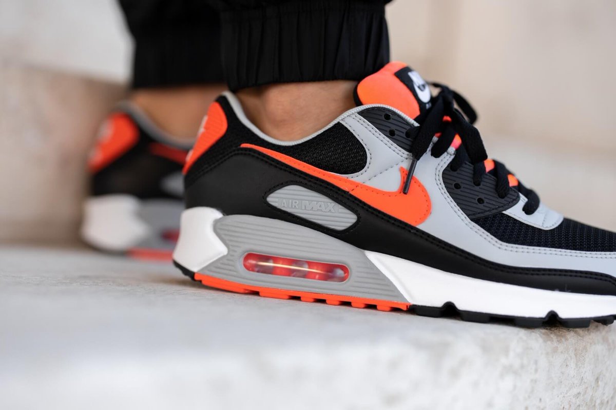 sneakersteal twitter