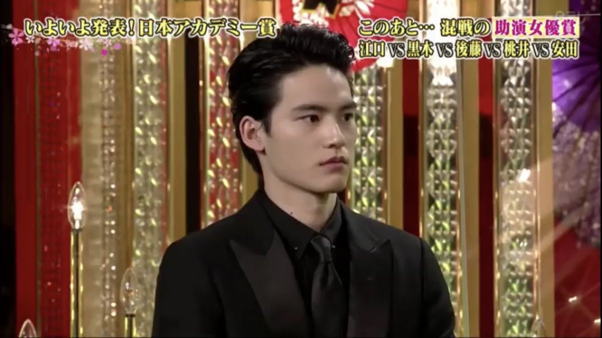 なっつ على تويتر 健史くん新人俳優賞おめでとう 中学聖日記の黒岩が随分前に感じるくらいの活躍は嬉しい限り 弥生 三月だけ観に行けなかったから 今度ゆっくり家で観よー 岡田健史 日本アカデミー賞 日本アカデミー賞2021