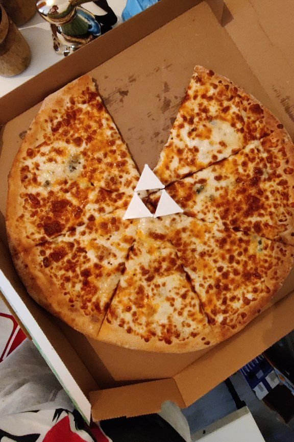 ThePabloPirata's tweet photo. I've been blessed by the pizza Gods #hylia #triforce #zelda #minitable https://t.co/j4gAqD6BeL