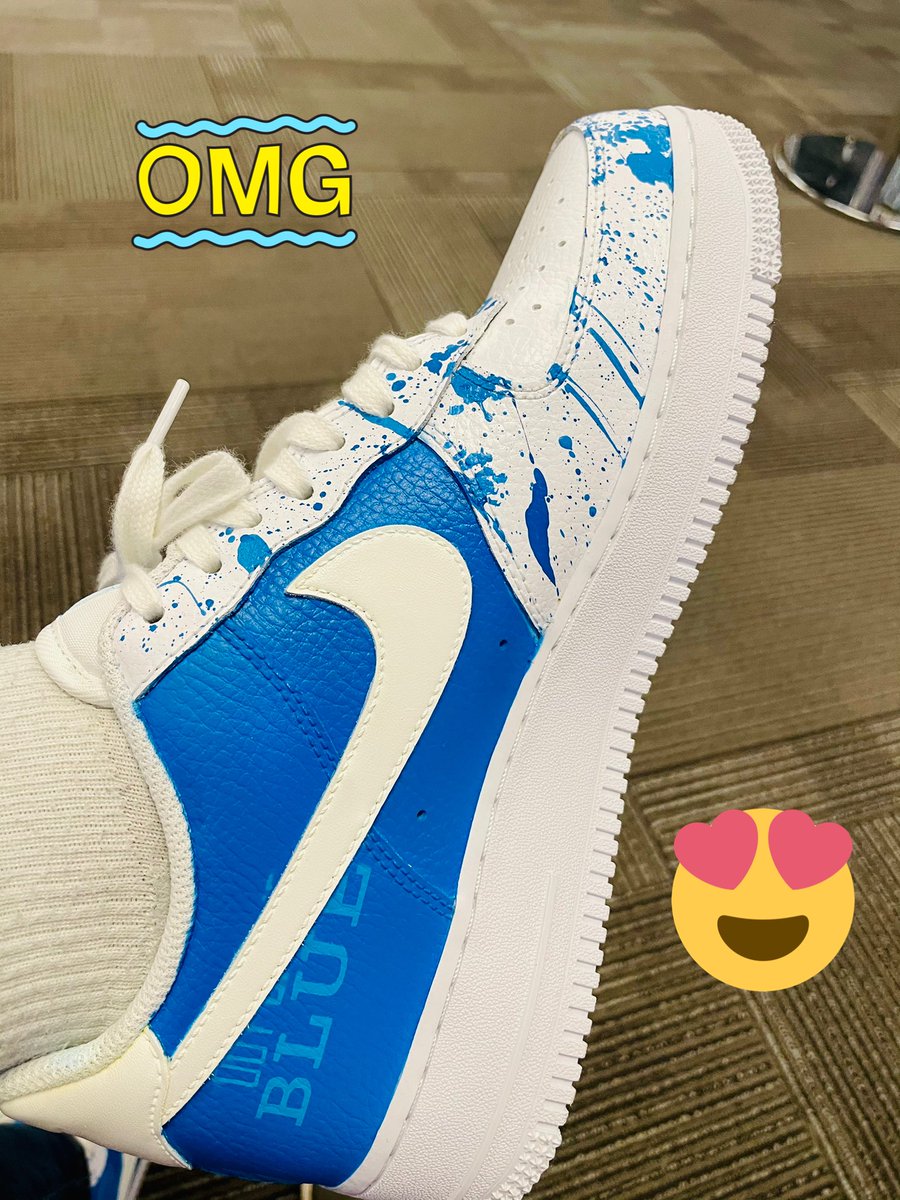 And #OutOfTheBlue @djdara207 surprised me with custom Nike AF1 kicks! The best pair of sneakers I’ve ever had 💙