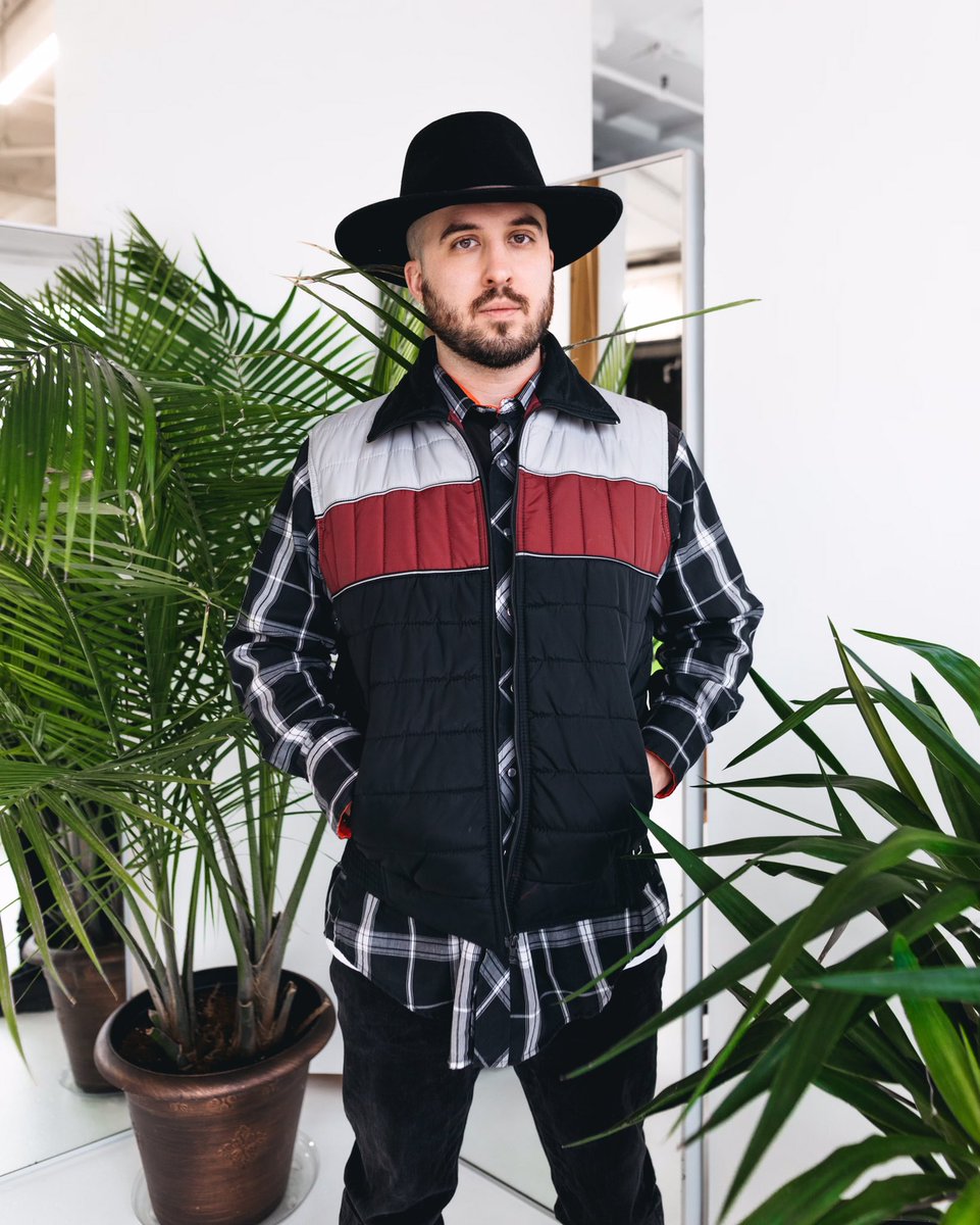 samuelpletsgo's tweet photo. New visual experience coming next month. #fourtwenty #somethingiscoming #alwayscoming
#cantstop
π·: @sekondtry https://t.co/FVAIPGBdcJ