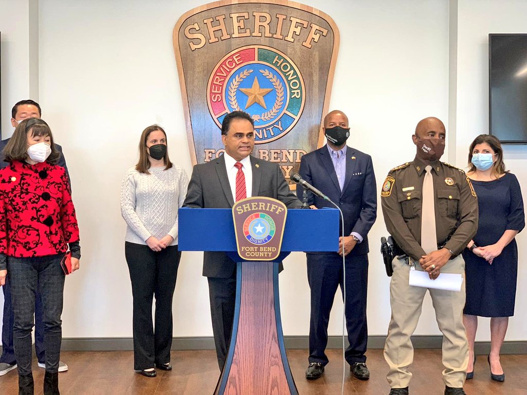 FBC_Judge's tweet photo. We stand together to #StopAsianHate. Many thanks to all our community leaders for showing your support of the community at this difficult and tragic time. https://t.co/1ZjiVPeiAK