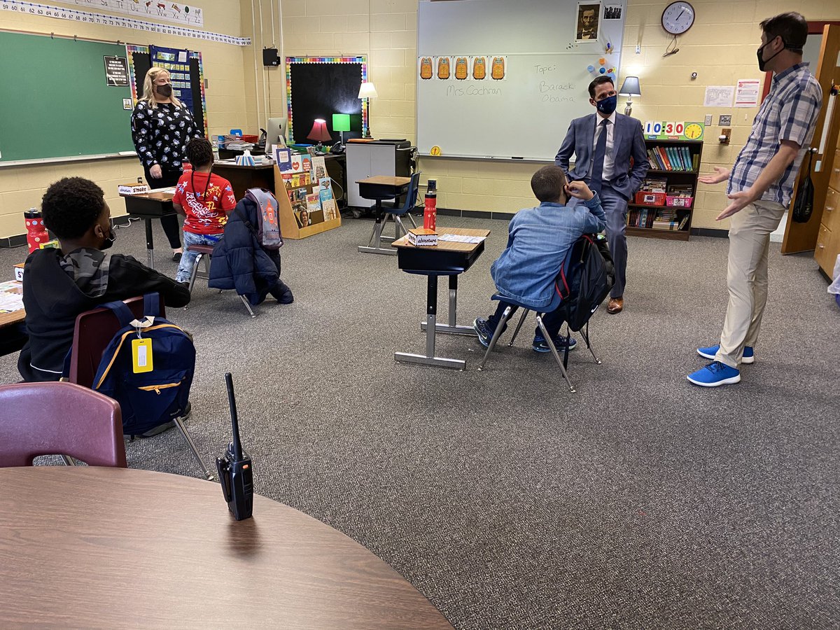 JCPSSuper's tweet image. Thanks to @JBAtkinsonEagle for letting me stop by yesterday afternoon. It was another great visit, and I’m so proud of our schools for creating such a positive environment for our students. #JCPSReturn