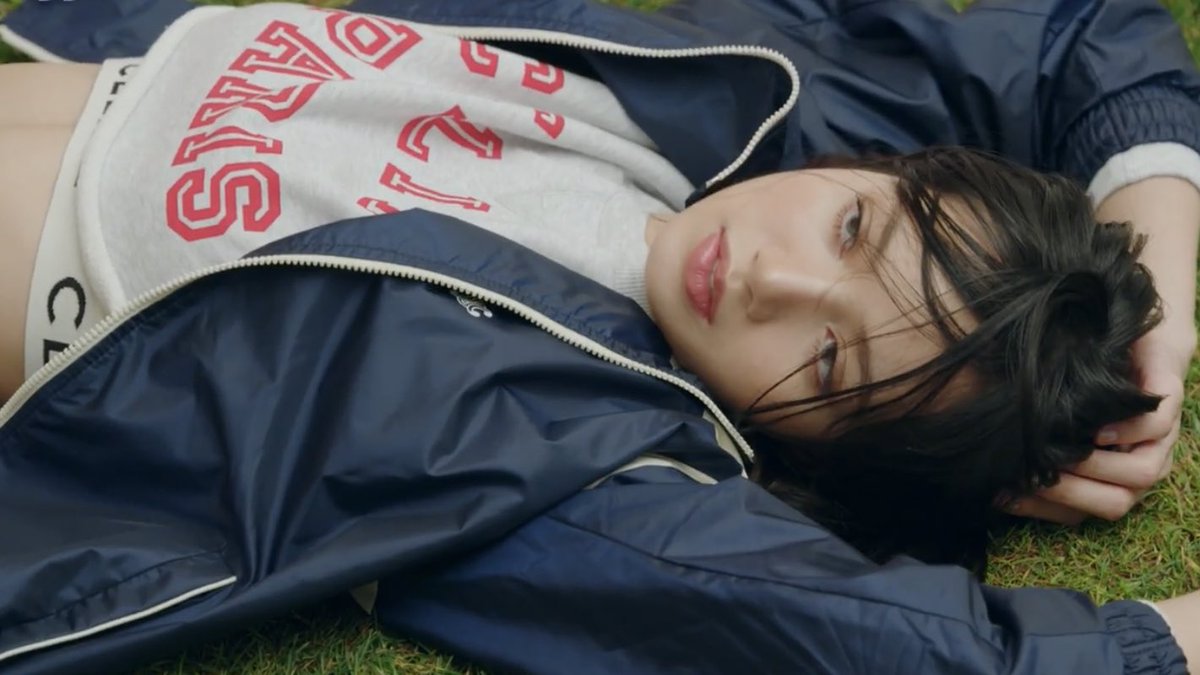 robrtcode's tweet photo. On The Ground https://t.co/wjwm9o0kaW
