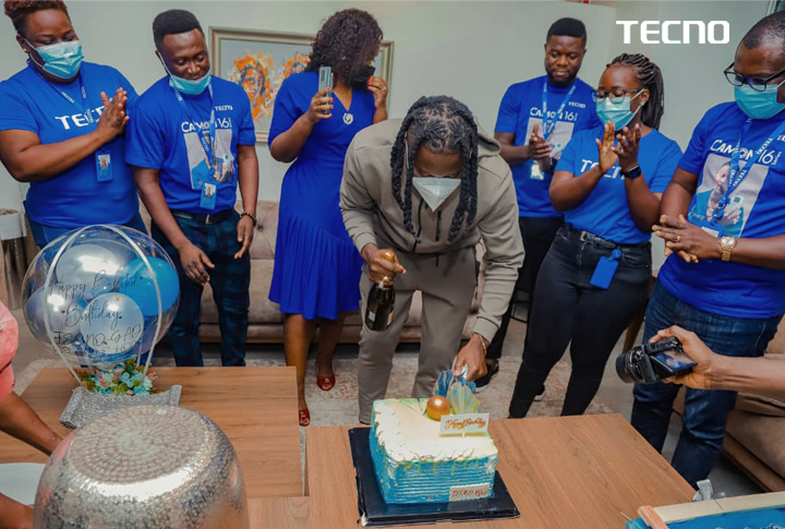 TecnoMobileGH's tweet photo. TGIF!! Let's enjoy a recap of the wonderful surprise by the Blue Familyπ for the #BhimPresident @stonebwoyb.
#TECNOGhana appreciates your service and contribution to the brand's success. It is a great satisfaction having you as part of the brand.
Together letβs Activate MOREπ₯ https://t.co/dSTl0hp5Dh
